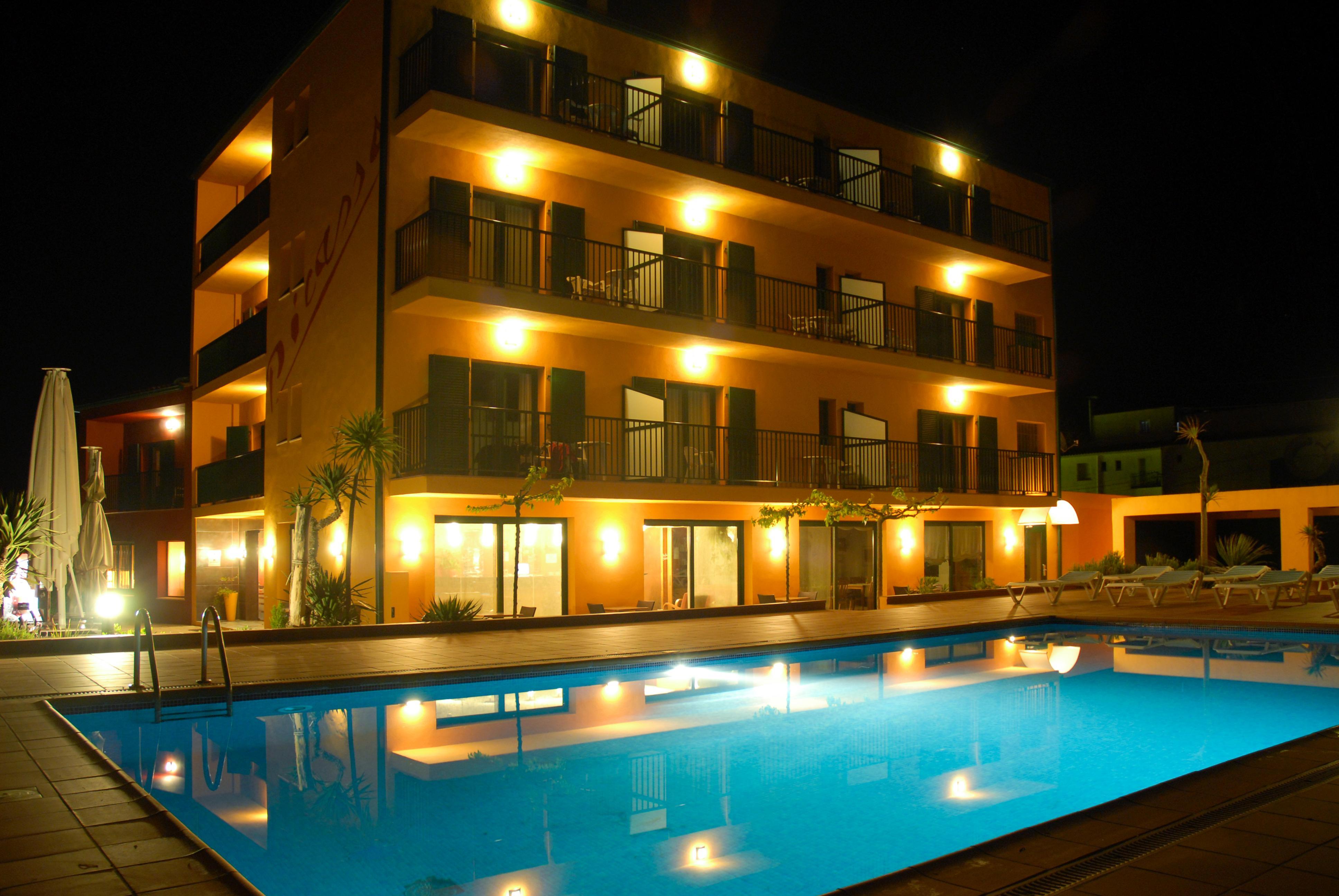 Hotel Picasso Torroella de Montgrí المظهر الخارجي الصورة
