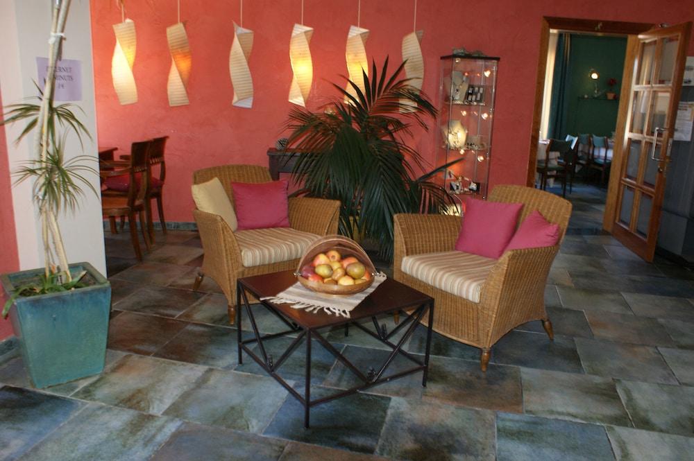 Hotel Picasso Torroella de Montgrí المظهر الخارجي الصورة