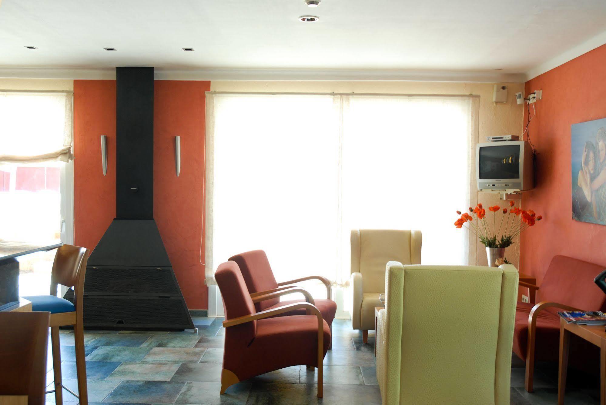 Hotel Picasso Torroella de Montgrí المظهر الخارجي الصورة